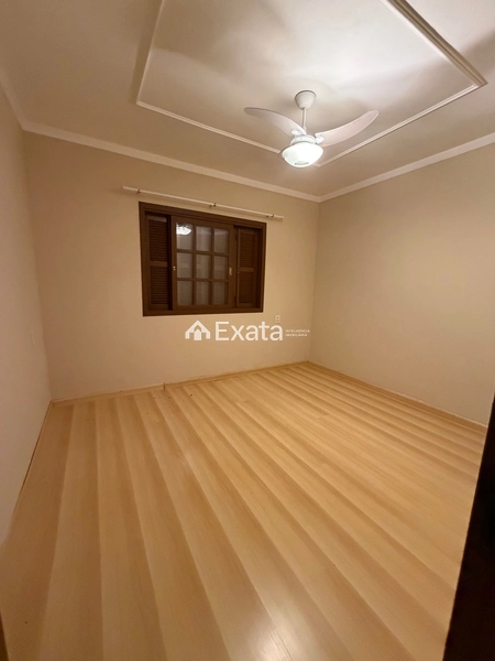 Casa com piscina: 17ª foto da galeria de imagens do imóvel