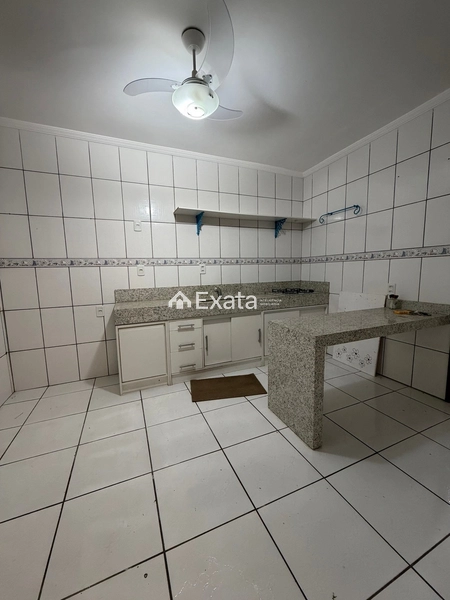 Casa com piscina: 11ª foto da galeria de imagens do imóvel