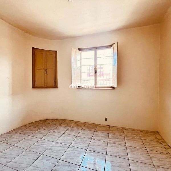 : 2ª foto da galeria de imagens do imóvel