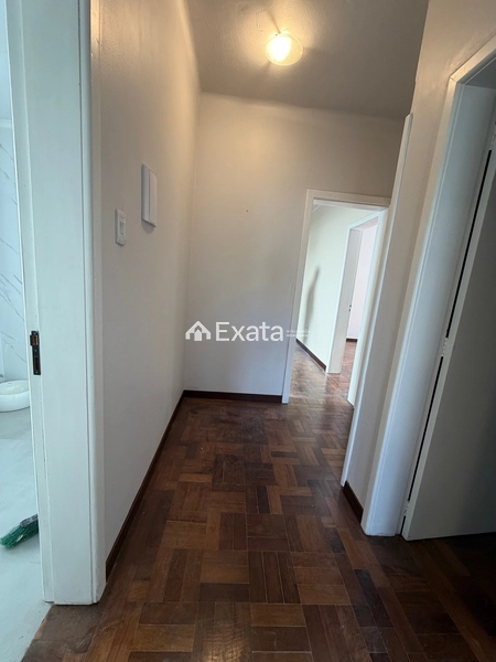 Casa bem localizada no centro da cidade: 11ª foto da galeria de imagens do imóvel