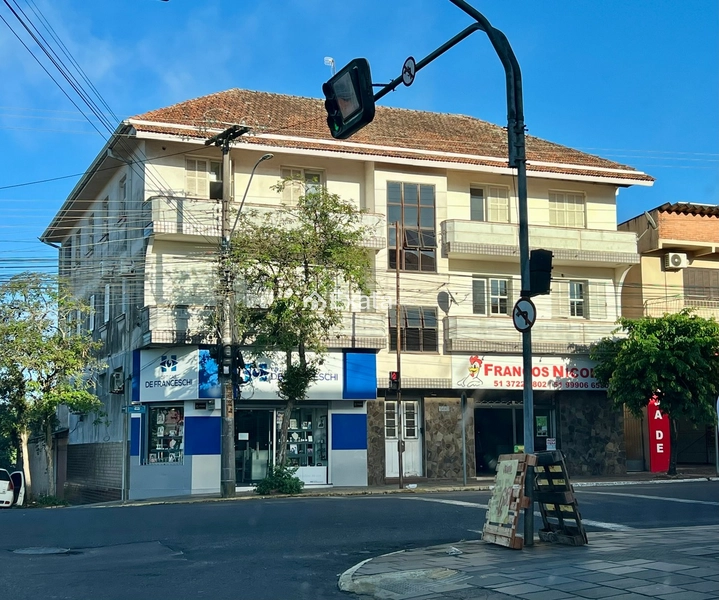 Amplo apartamento para locação na Zona Norte