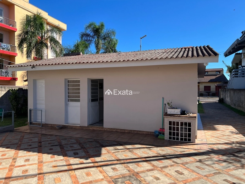 Casa ótima com pátio espaçoso!: 8ª foto da galeria de imagens do imóvel