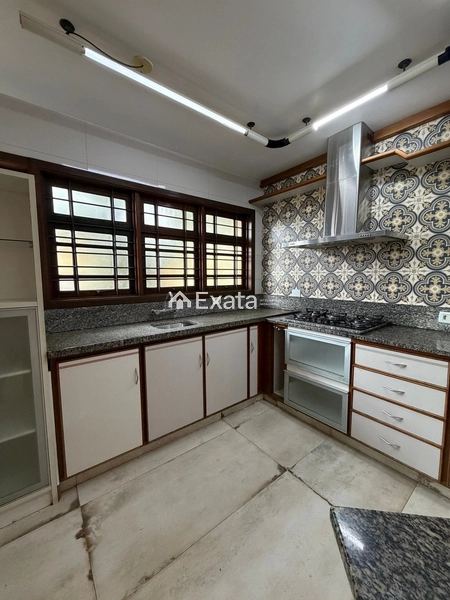 Casa de Alto Padrão em Localização Privilegiada: 9ª foto da galeria de imagens do imóvel