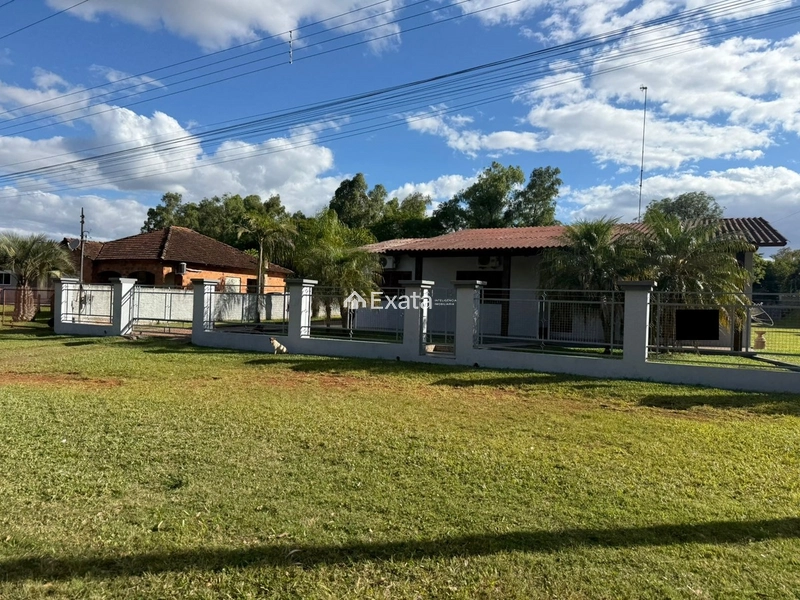 Ótima casa disponível para venda e locação.: 1ª foto da galeria de imagens do imóvel