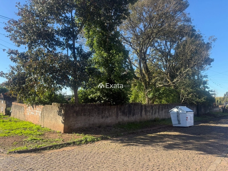 Excelente terreno de esquina disponível para venda: 3ª foto da galeria de imagens do imóvel
