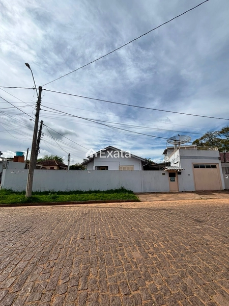 Excelente casa disponível para locação!: 1ª foto da galeria de imagens do imóvel