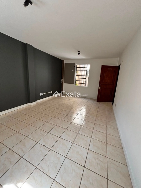 Ótima sala comercial disponível para locação!