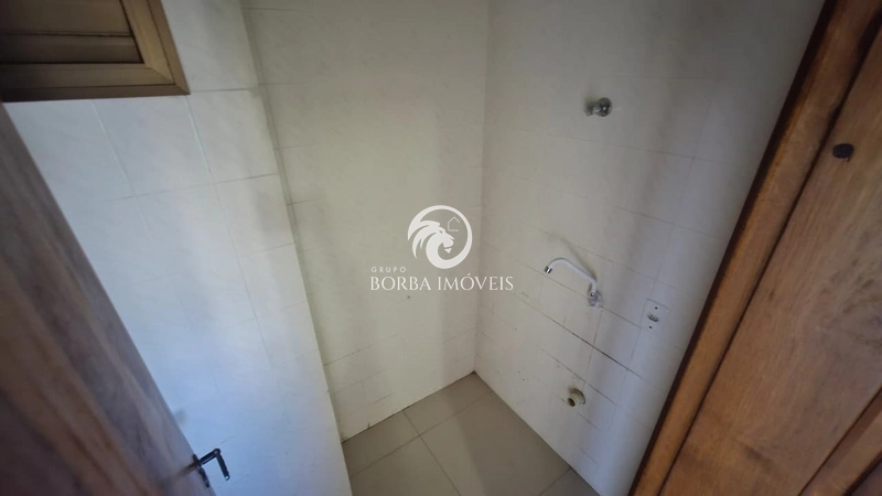 : 2ª foto da galeria de imagens do imóvel