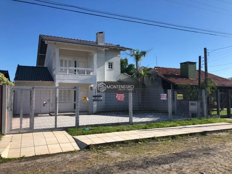 Casa Top com piscina: 1ª foto da galeria de imagens do imóvel