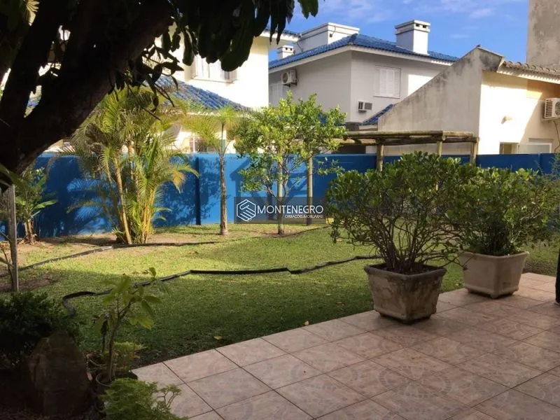 CASA A 50 METROS DO MAR: 12ª foto da galeria de imagens do imóvel