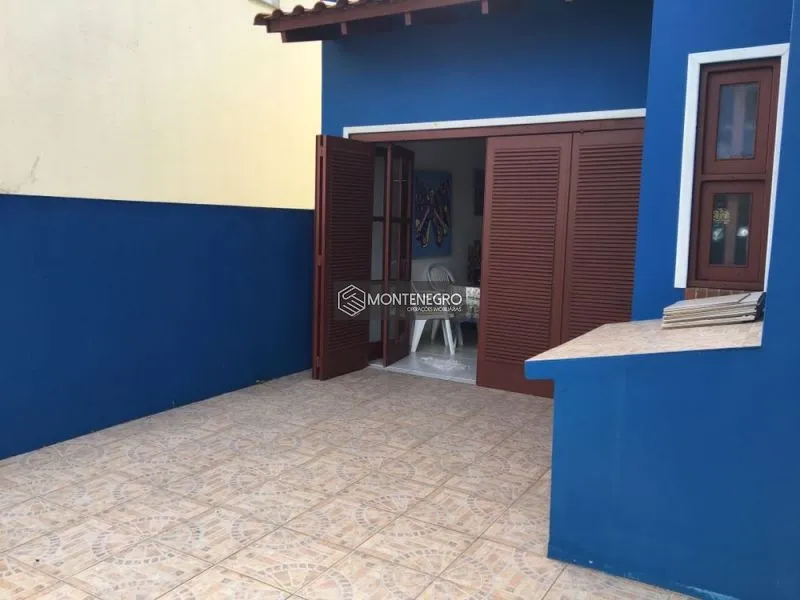 CASA A 50 METROS DO MAR: 13ª foto da galeria de imagens do imóvel