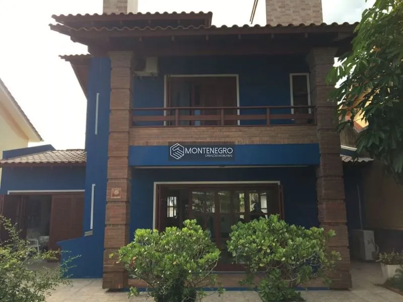 CASA A 50 METROS DO MAR: 15ª foto da galeria de imagens do imóvel