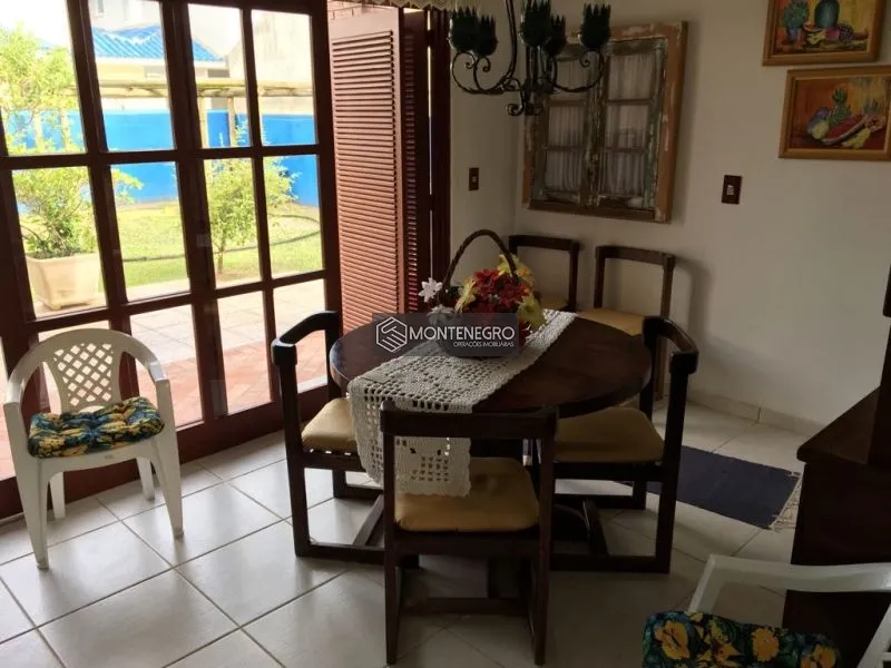 CASA A 50 METROS DO MAR: 17ª foto da galeria de imagens do imóvel