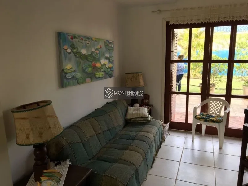CASA A 50 METROS DO MAR: 18ª foto da galeria de imagens do imóvel