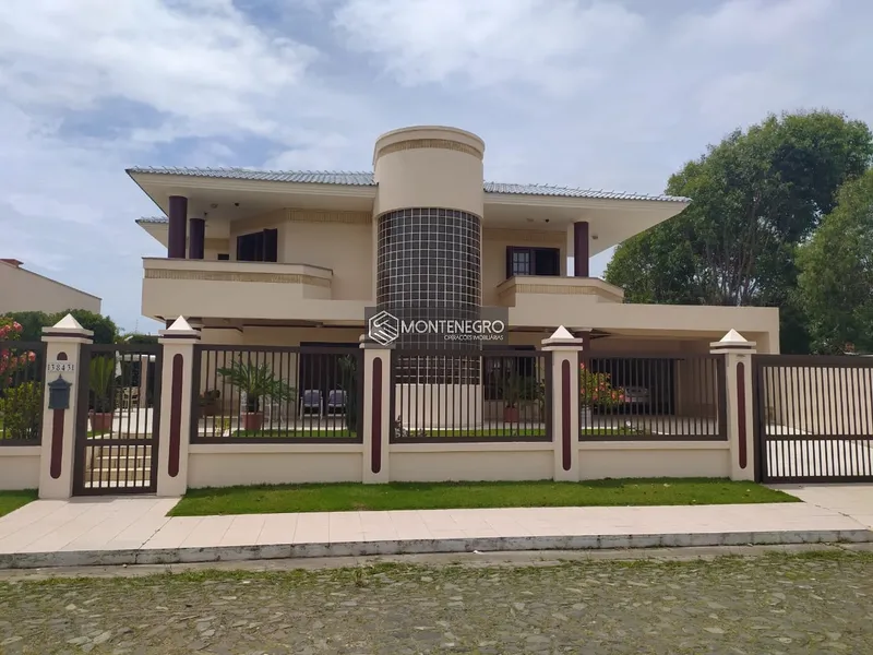 SENSACIONAL CASA NA RUA HORTÊNCIAS: 1ª foto da galeria de imagens do imóvel