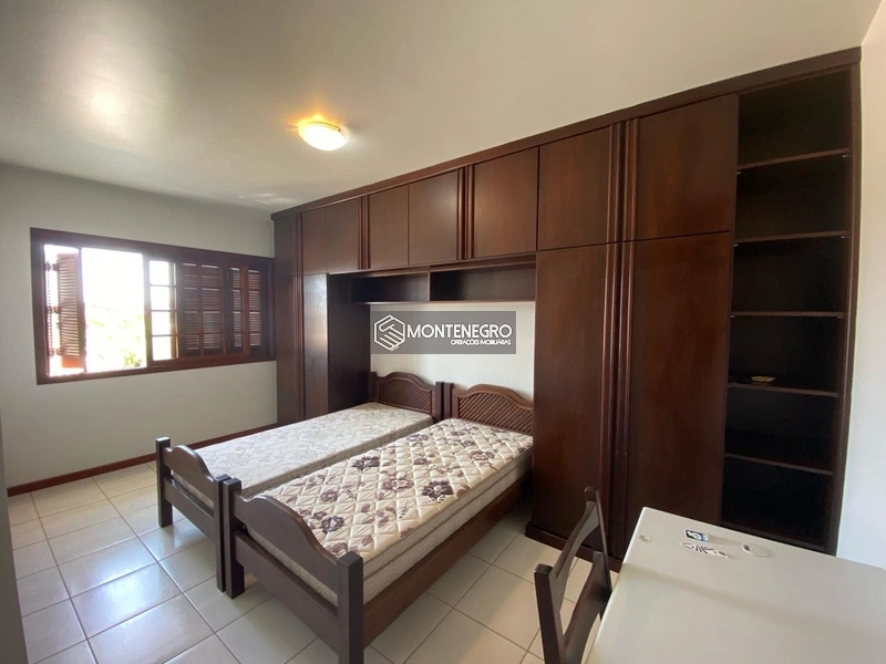SENSACIONAL CASA NA RUA HORTÊNCIAS: 28ª foto da galeria de imagens do imóvel