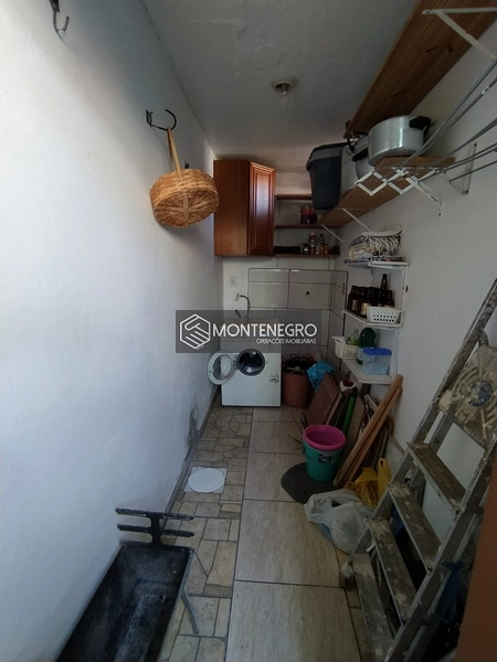 Casa com piscina: 14ª foto da galeria de imagens do imóvel
