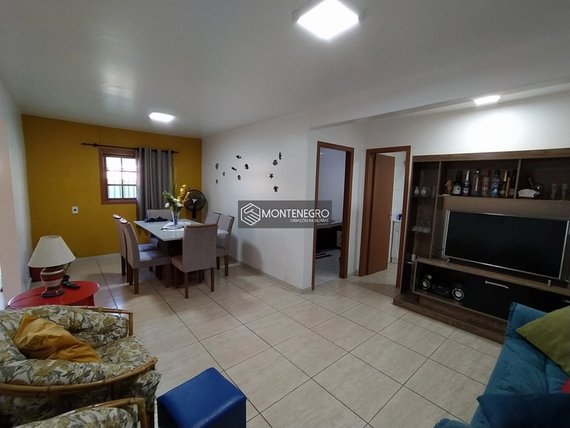 Casa com piscina: 20ª foto da galeria de imagens do imóvel