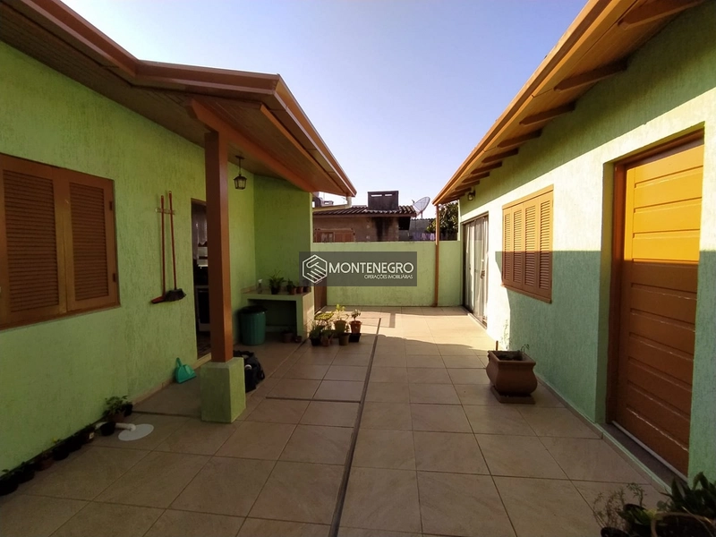 Casa com piscina: 13ª foto da galeria de imagens do imóvel