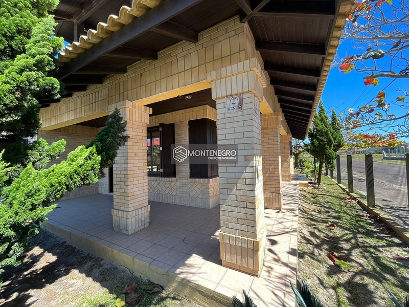 Sobrado em Capão Novo Village: 3ª foto da galeria de imagens do imóvel