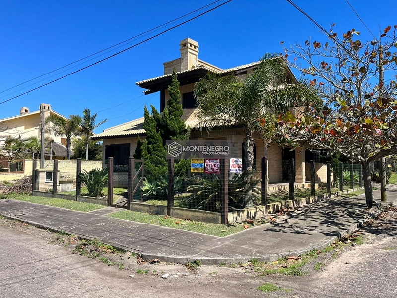 Sobrado em Capão Novo Village: 2ª foto da galeria de imagens do imóvel