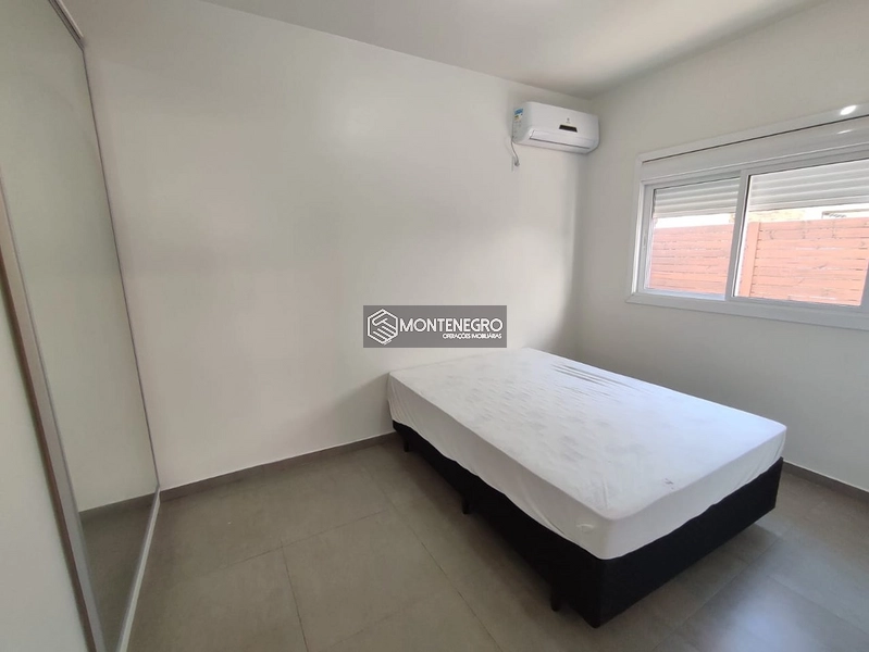 CASA COM PISCNA: 21ª foto da galeria de imagens do imóvel