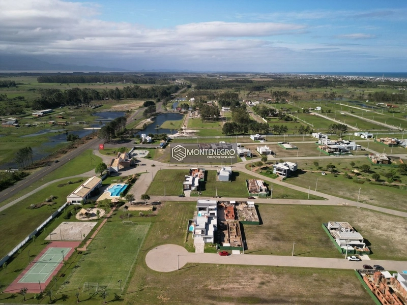 Casa de Alto Padrão - Condomínio Fechado estrada do mar: 18ª foto da galeria de imagens do imóvel