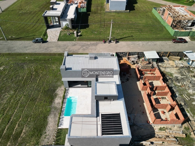 Casa de Alto Padrão - Condomínio Fechado estrada do mar: 19ª foto da galeria de imagens do imóvel