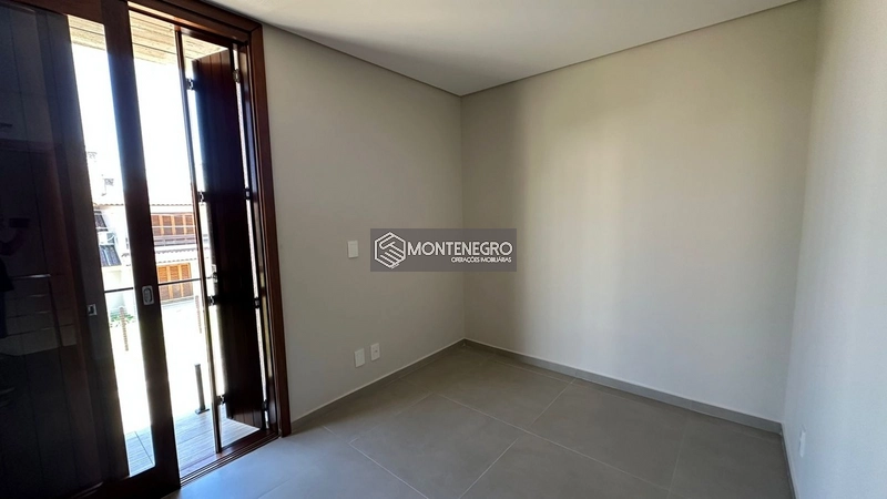 Sobrados Diferenciados!!! Rua Orquideas (50 metros do mar): 15ª foto da galeria de imagens do imóvel