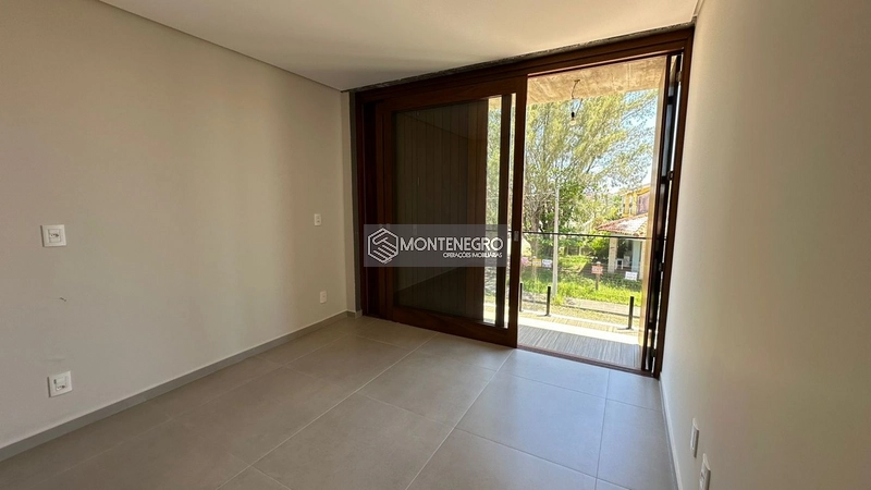 Sobrados Diferenciados!!! Rua Orquideas (50 metros do mar): 13ª foto da galeria de imagens do imóvel