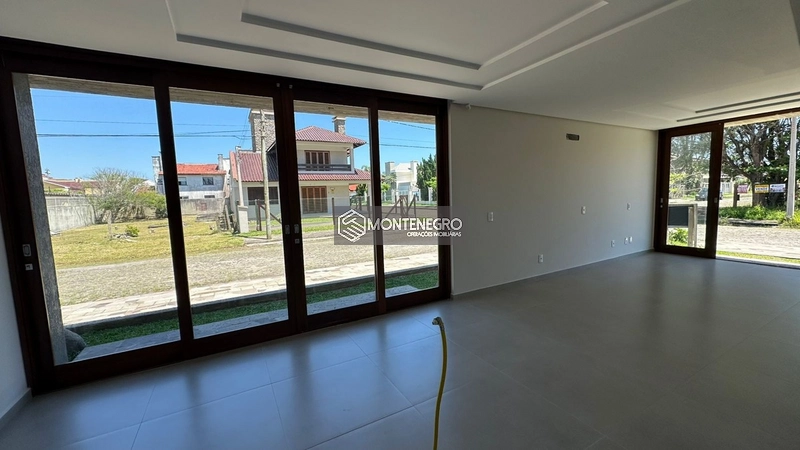 Sobrados Diferenciados!!! Rua Orquideas (50 metros do mar): 17ª foto da galeria de imagens do imóvel