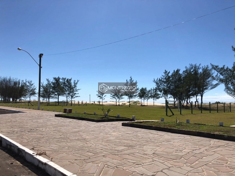 TERRENO NA PRAIA DE CAPÃO NOVO VILLAGE na Rua Camelias: 3ª foto da galeria de imagens do imóvel