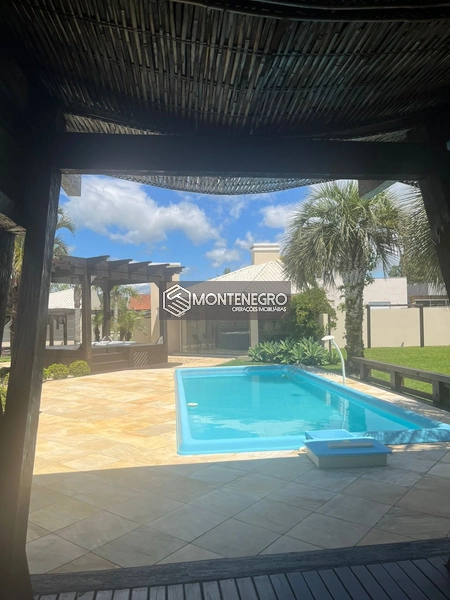 CASA DIFERENCIADA NA PRAIA DE CAPÃO NOVO VILLAGE! Rua dos lírios 880: 27ª foto da galeria de imagens do imóvel