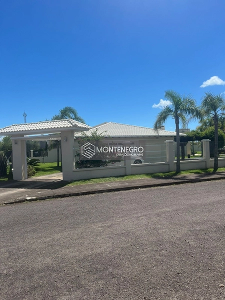 CASA DIFERENCIADA NA PRAIA DE CAPÃO NOVO VILLAGE! Rua dos lírios 880: 53ª foto da galeria de imagens do imóvel