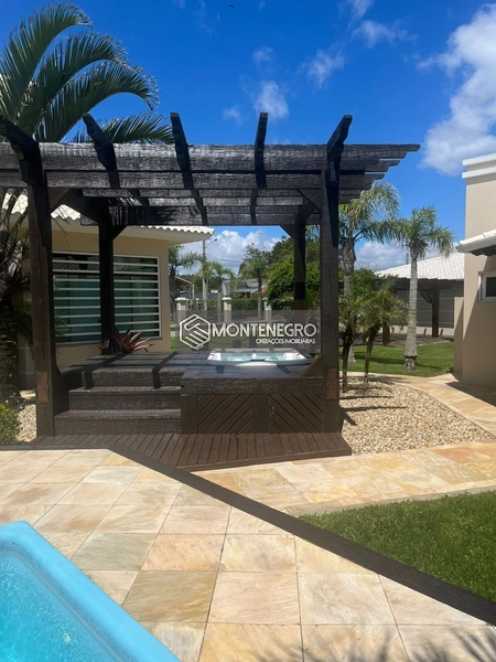 CASA DIFERENCIADA NA PRAIA DE CAPÃO NOVO VILLAGE! Rua dos lírios 880: 36ª foto da galeria de imagens do imóvel