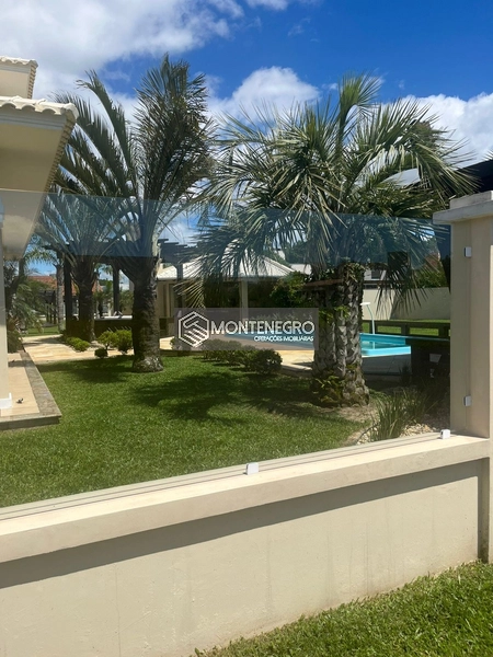 CASA DIFERENCIADA NA PRAIA DE CAPÃO NOVO VILLAGE! Rua dos lírios 880: 51ª foto da galeria de imagens do imóvel