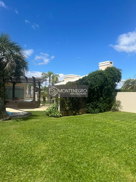 CASA DIFERENCIADA NA PRAIA DE CAPÃO NOVO VILLAGE! Rua dos lírios 880: 29ª foto da galeria de imagens do imóvel