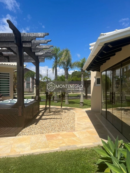CASA DIFERENCIADA NA PRAIA DE CAPÃO NOVO VILLAGE! Rua dos lírios 880: 25ª foto da galeria de imagens do imóvel