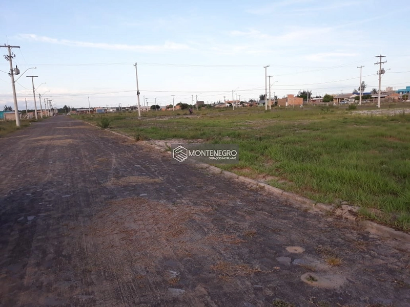 Terreno em Capão Novo: 1ª foto da galeria de imagens do imóvel
