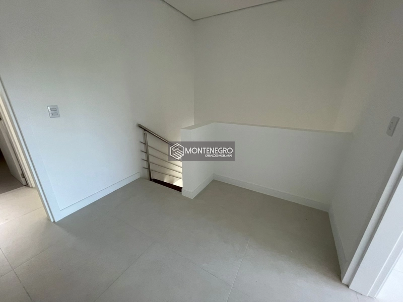 Sobrado novo a 3 quadras do mar: 9ª foto da galeria de imagens do imóvel