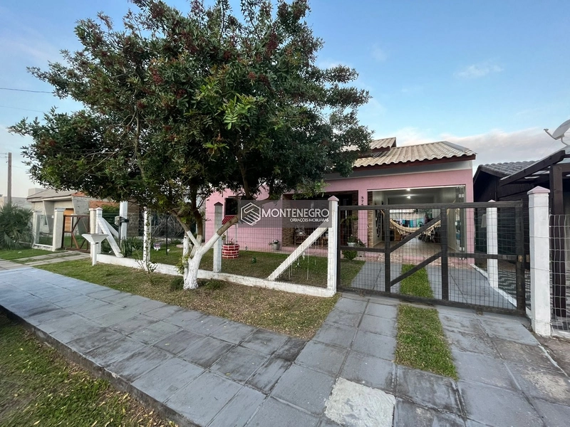 Casa em Capão Novo Village: 3ª foto da galeria de imagens do imóvel
