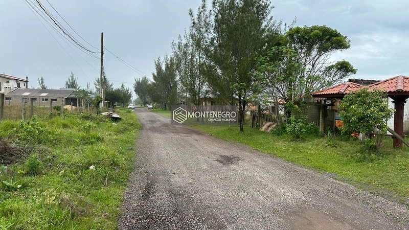 Terreno Rua das rosas no Posto 5: 4ª foto da galeria de imagens do imóvel