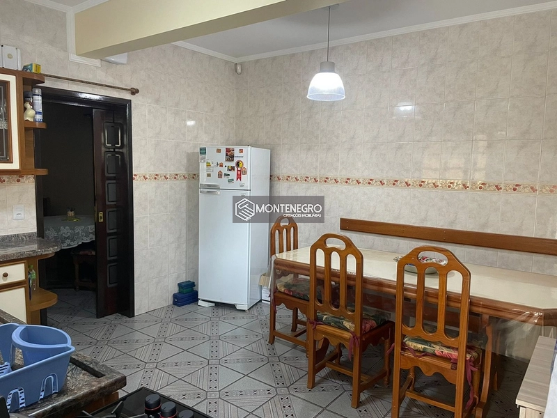 Casa Rua das rosas: 15ª foto da galeria de imagens do imóvel