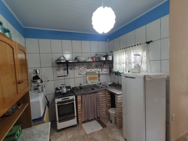 Casa c/ 03 dormitórios e 02 banheiros: 14ª foto da galeria de imagens do imóvel