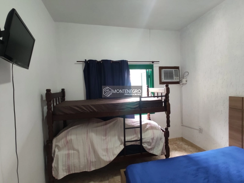 Casa c/ 03 dormitórios e 02 banheiros: 25ª foto da galeria de imagens do imóvel