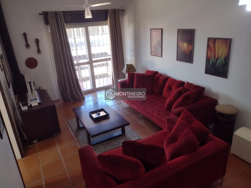 ÓTIMO APARTAMENTO TÉRREO A 50M DO MAR NA RUA ORQUÍDEAS: 3ª foto da galeria de imagens do imóvel