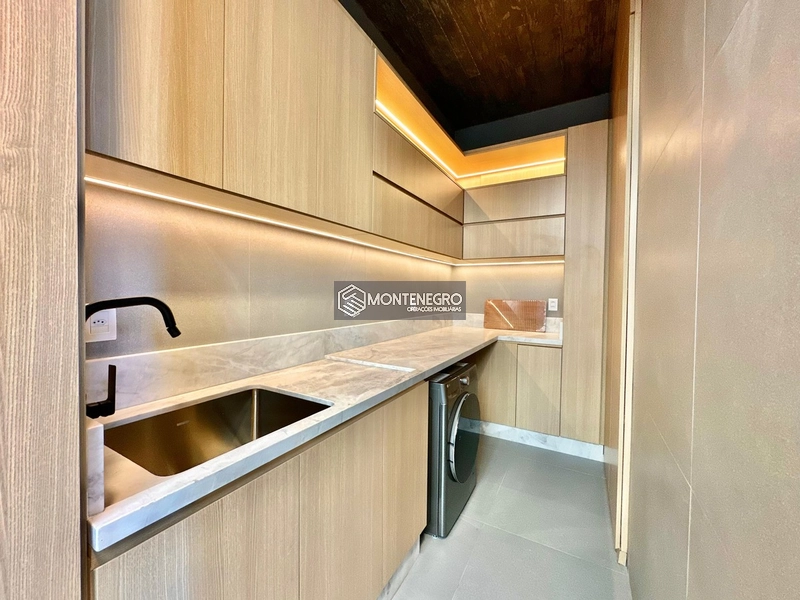 Mansão Mayresse: arquitetura icônica a poucos passos do mar: 17ª foto da galeria de imagens do imóvel