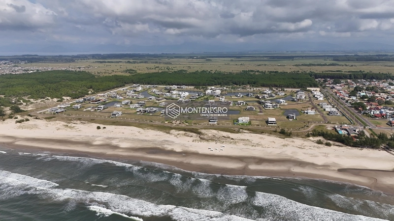 Mansão Mayresse: arquitetura icônica a poucos passos do mar: 30ª foto da galeria de imagens do imóvel