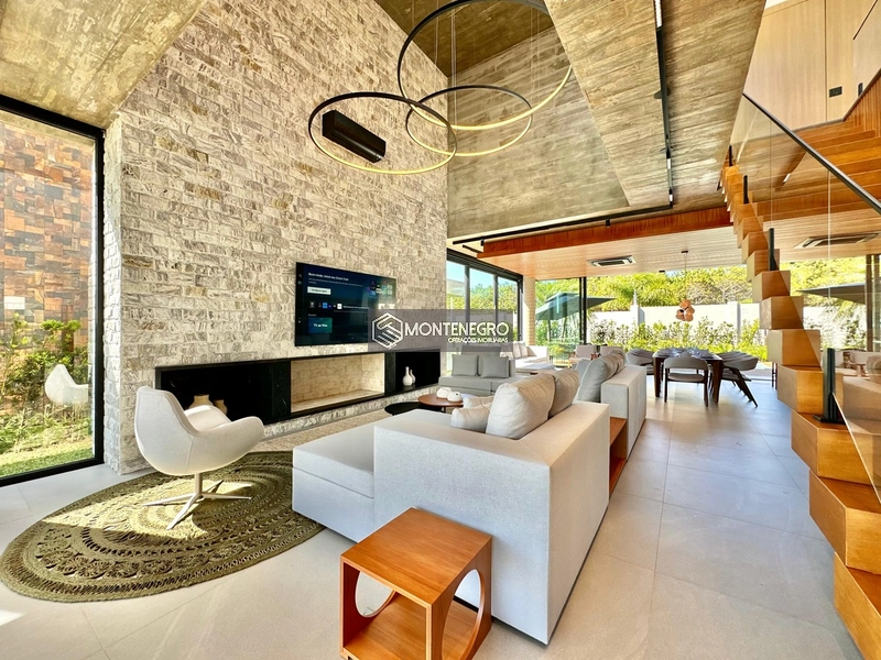 Mansão Mayresse: arquitetura icônica a poucos passos do mar: 4ª foto da galeria de imagens do imóvel