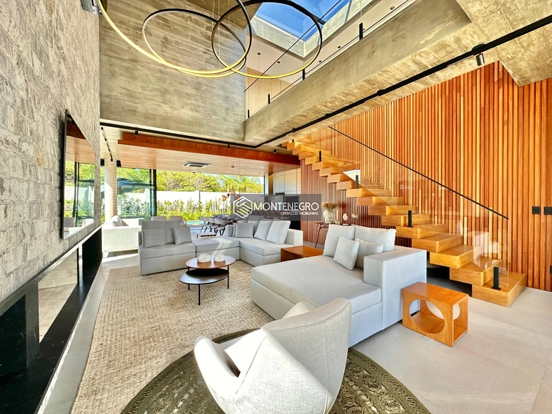 Mansão Mayresse: arquitetura icônica a poucos passos do mar: 14ª foto da galeria de imagens do imóvel